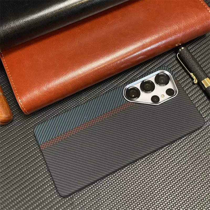 Carbon Fiber Texture MagSafe Case