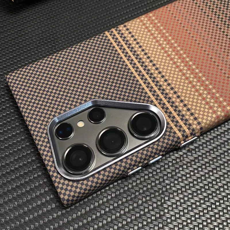 Carbon Fiber Texture MagSafe Case